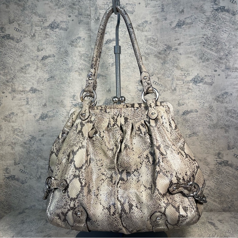 Kenneth Cole Snake Embossed Leather Bag Kiss Lock Closure Vintage Shoulder Purse